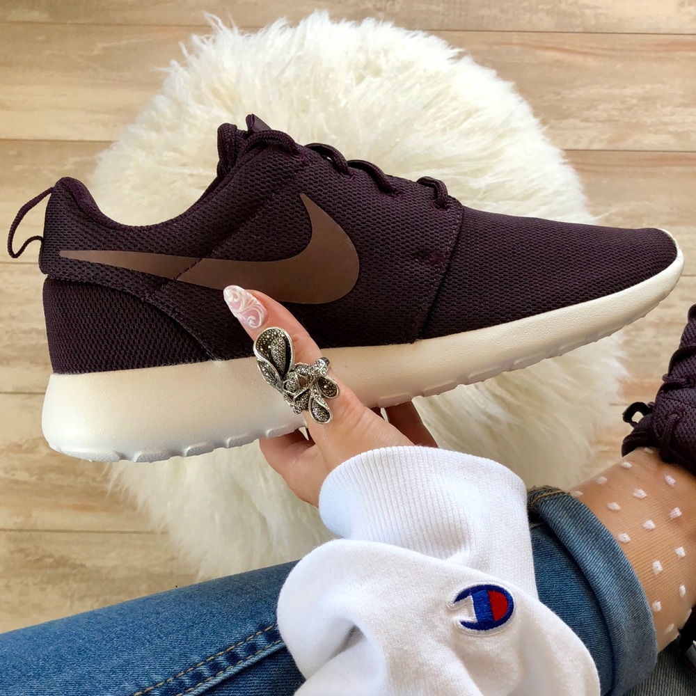 NWTNike Roshe port wine - Picture 3 of 8